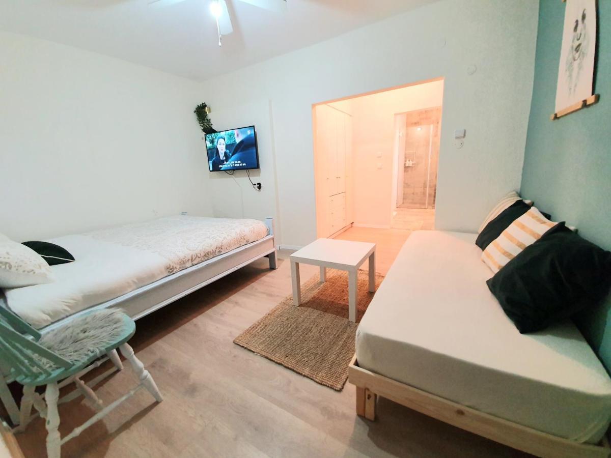 Sunshine Suite Boutique Only 5 Min Walk To The Beach - By Seaelo Ейлат Екстер'єр фото