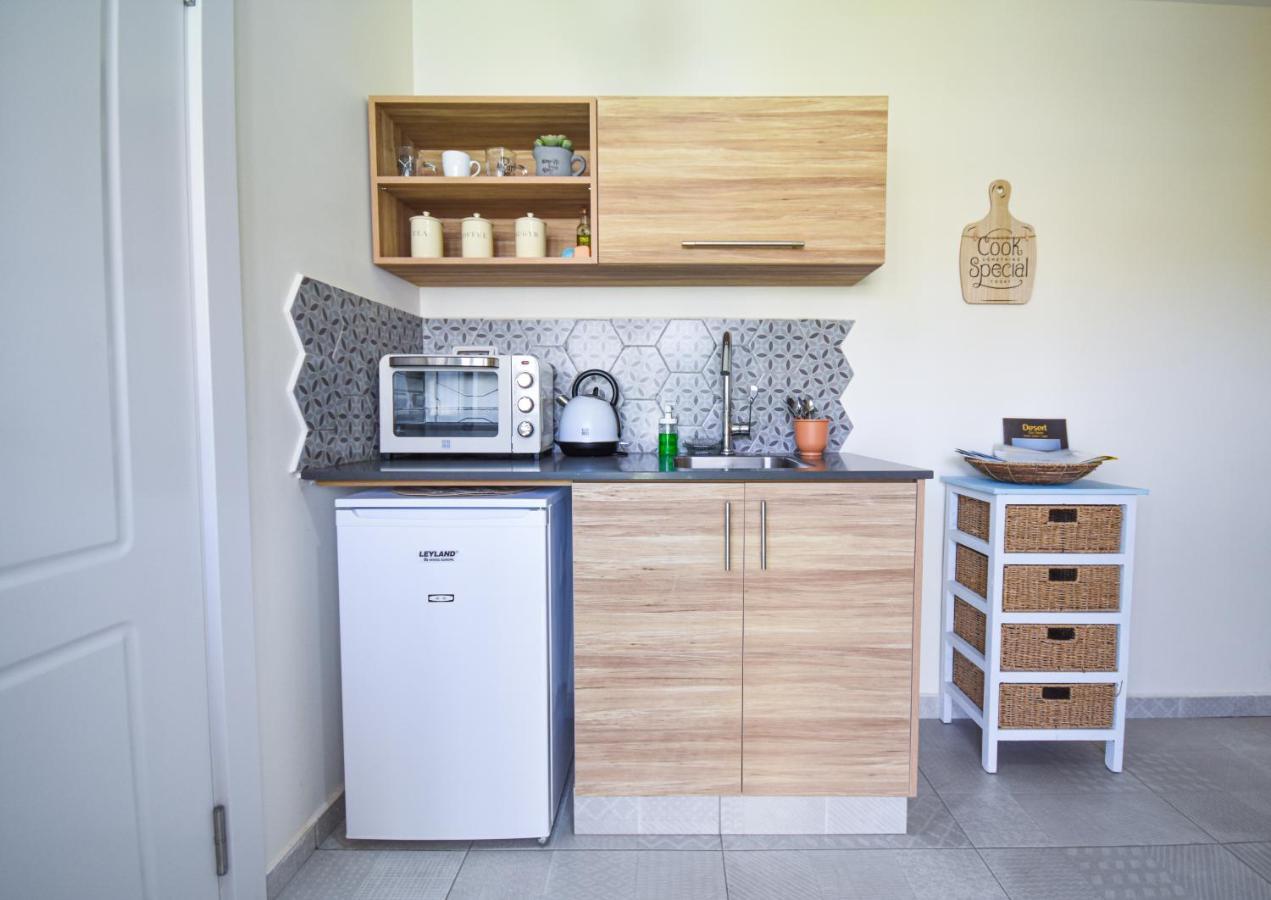 Sunshine Suite Boutique Only 5 Min Walk To The Beach - By Seaelo Ейлат Екстер'єр фото